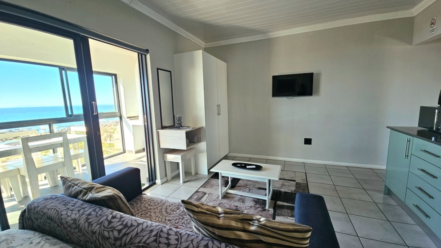 5 Bedroom Property for Sale in Sandy Point Beach Estate Western Cape